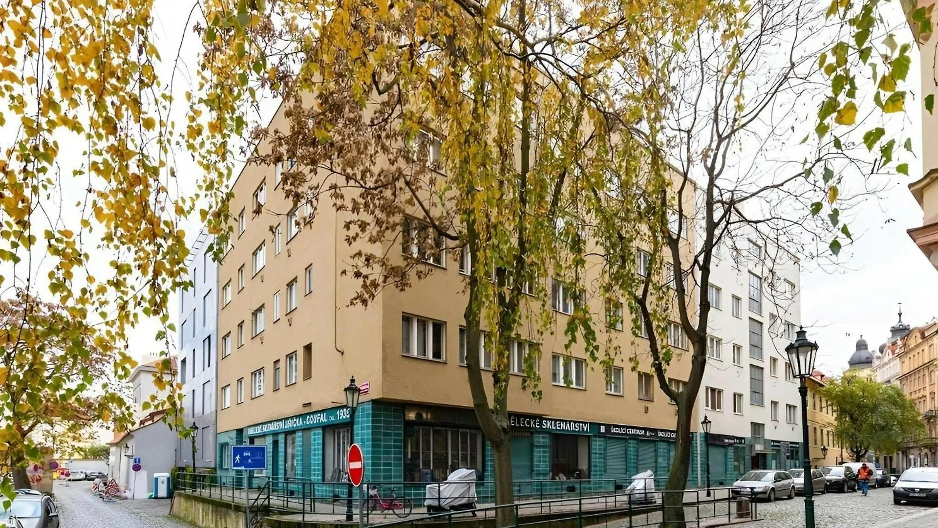 Modern Apartment Near Old Town Praga
