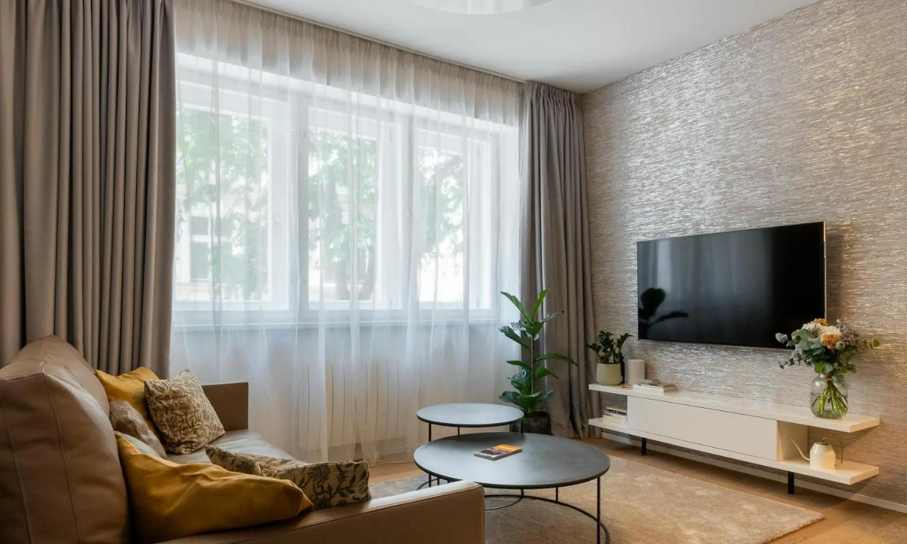 Modern Apartment Near Old Town Praga
