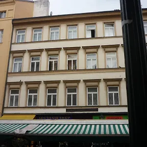 Havelska 10 Apartmán
